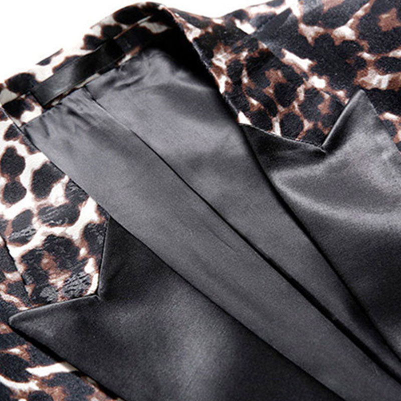 Leopard Print Black Blazer details